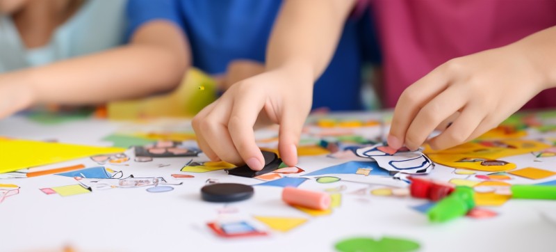 Let's Explore and Discover! (English)