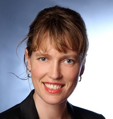 آن بينوليسين
