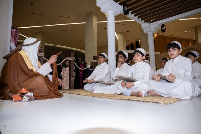 نحو 30 ألف زائر يستعيدون البدايات في…