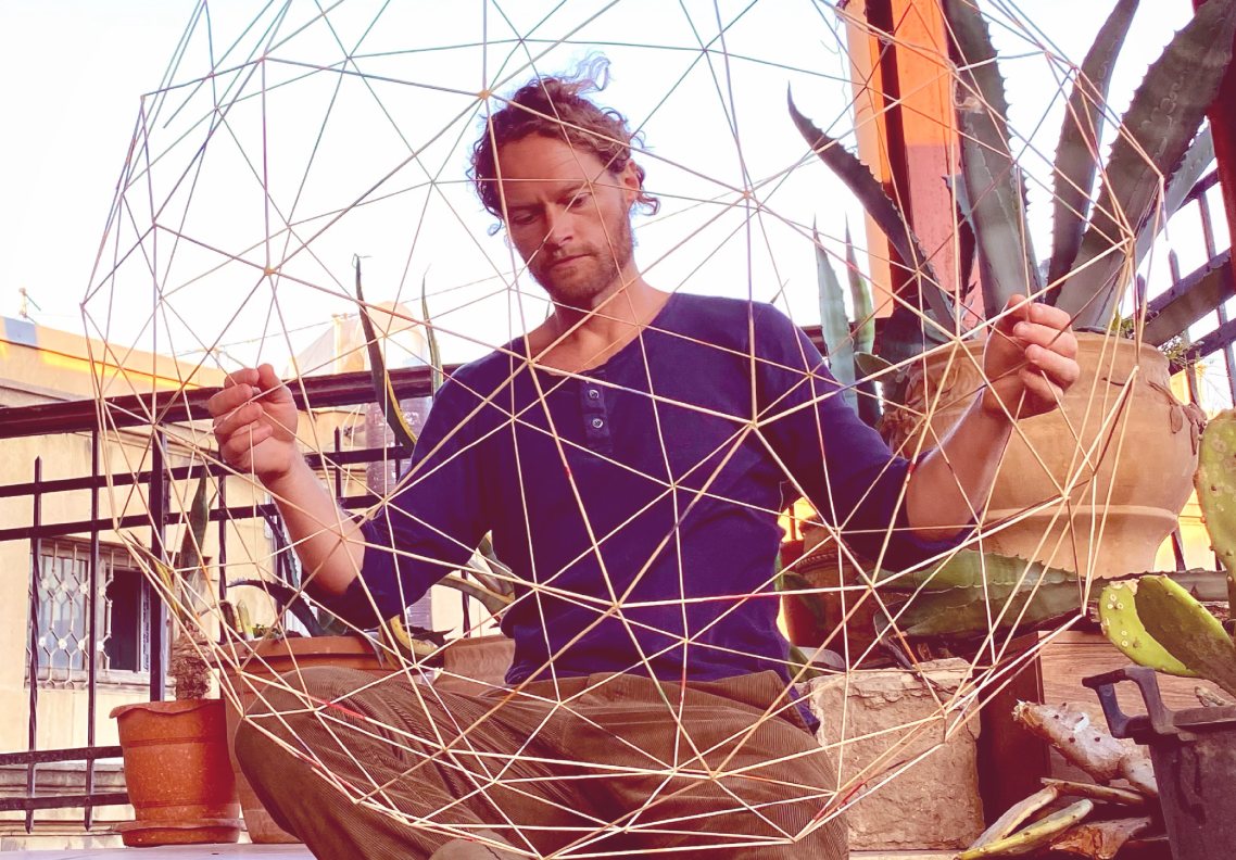 آدم ويليامسون 
