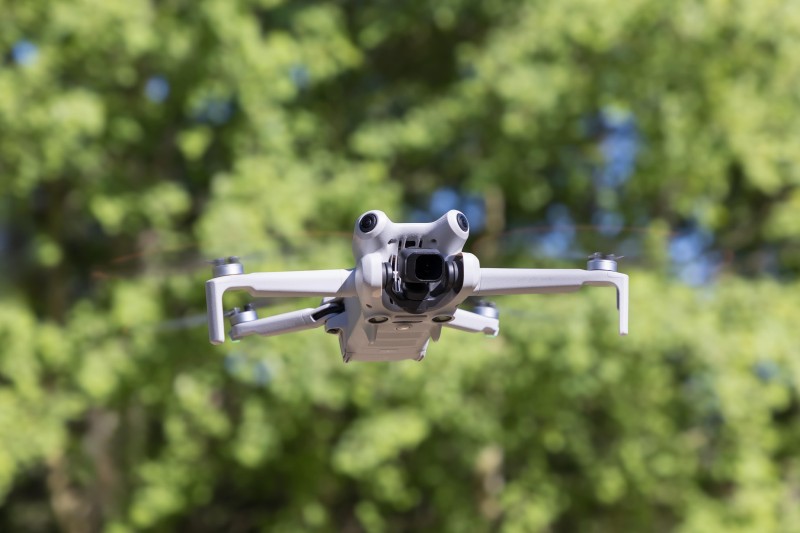 حلّق وابتكر