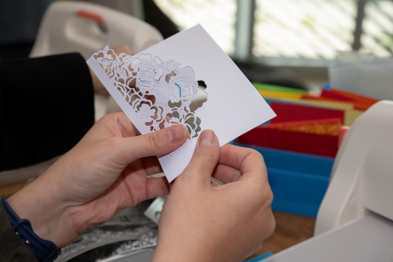 تجربة الطباعة البارزة