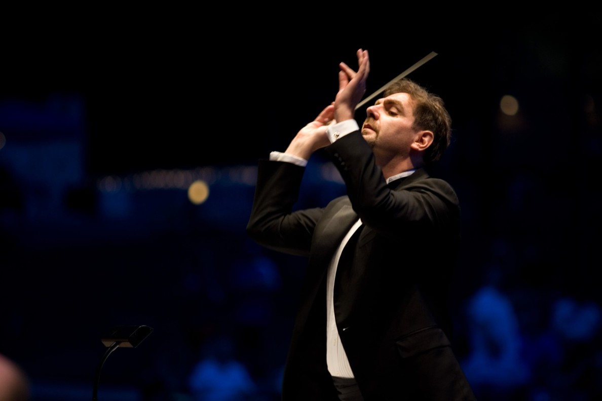 go_orchestra_conductor_14-min.jpg