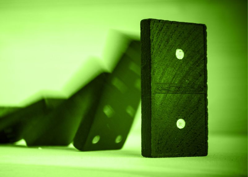 تحدي البناء التسلسلي