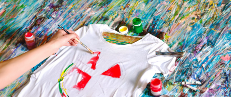 إبداعك على قميص كرة القدم الإسبانية