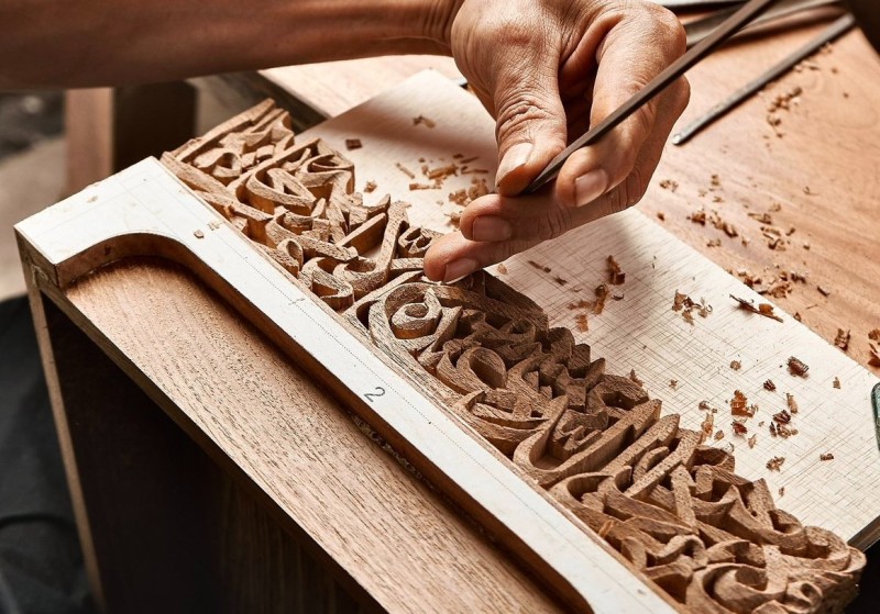 Arabic Calligraphy × Woodworks: From Script to Object